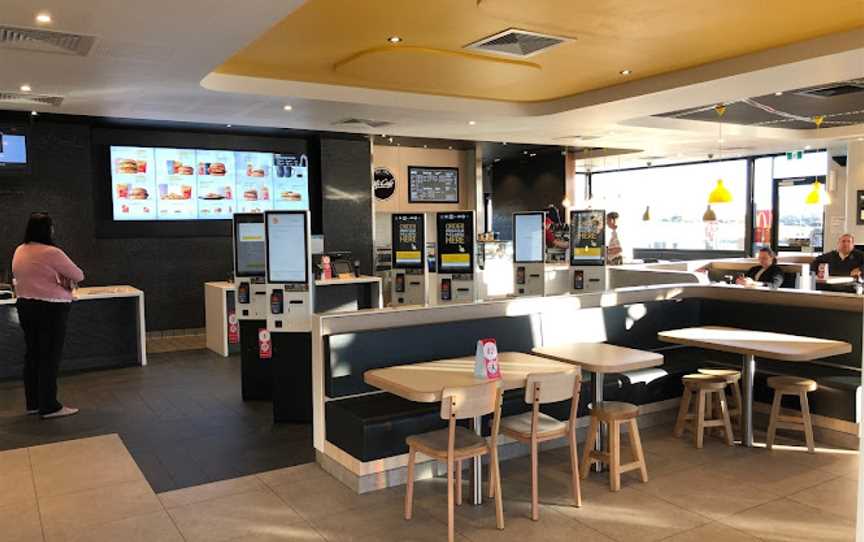 McDonald's, Plainland, QLD