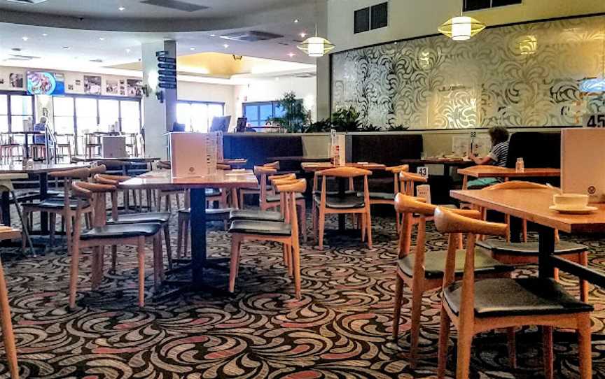 Village Hotel, Golden Grove, SA