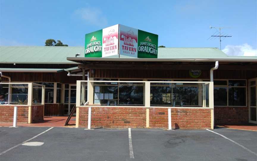 Iluka Tavern, Coles Bay, TAS