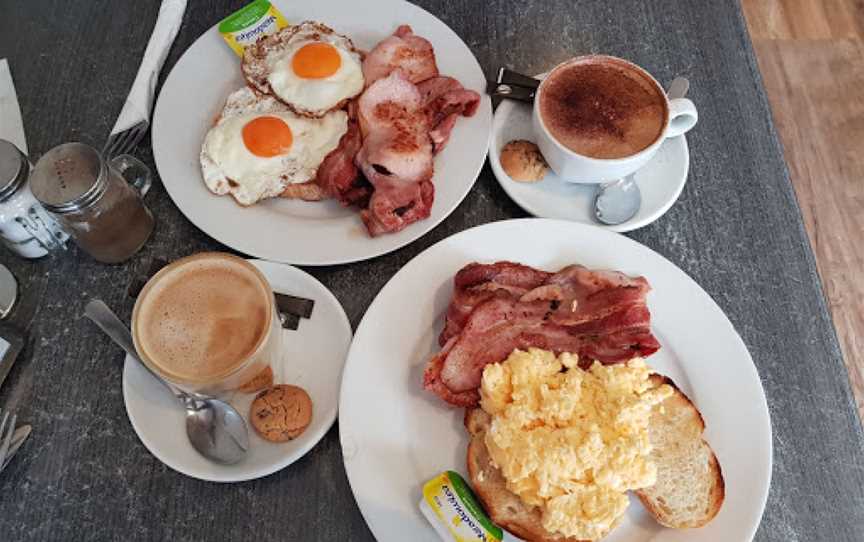 Lyrebird Courtyard Cafe, Foster, VIC