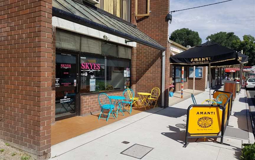 Lyrebird Courtyard Cafe, Foster, VIC