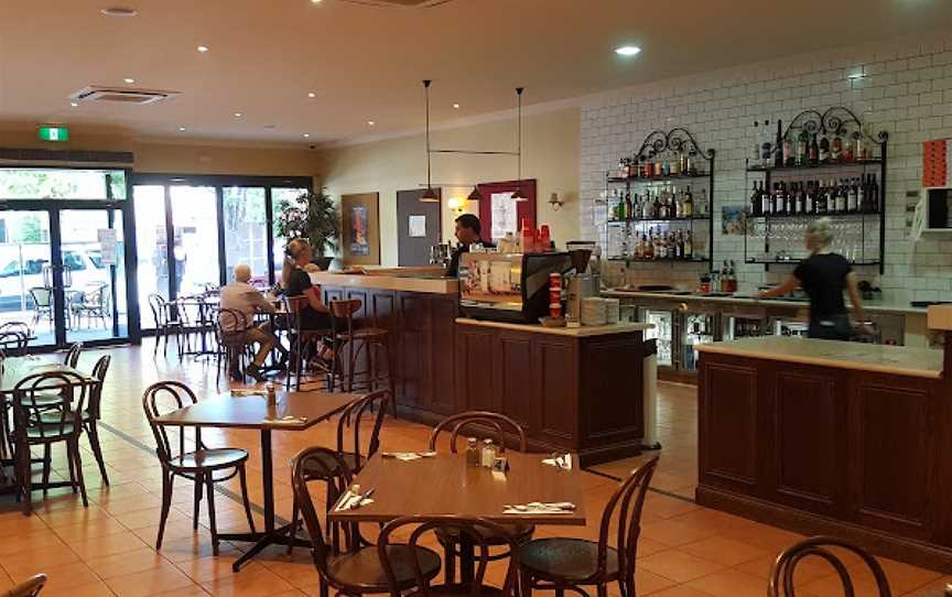 Mooroopna Pizzeria & Wine Bar, Mooroopna, VIC