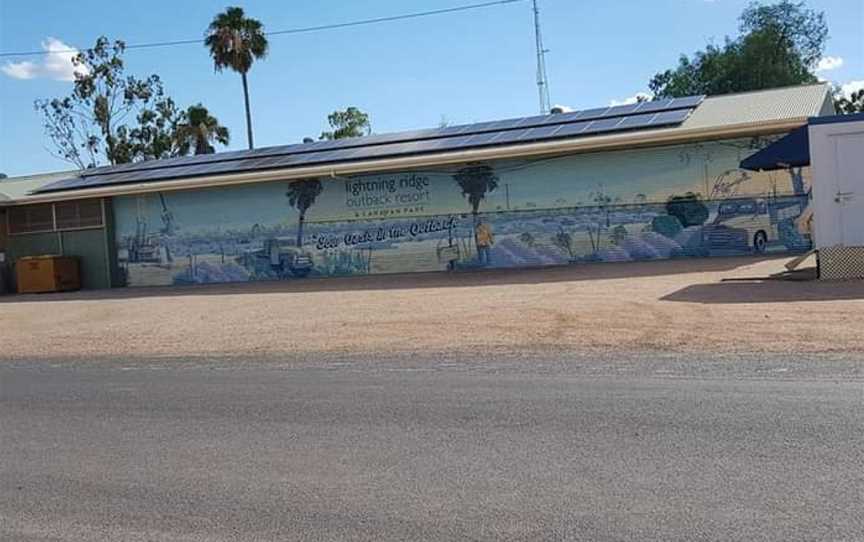 OUTBACK HOTEL., Lightning Ridge, NSW