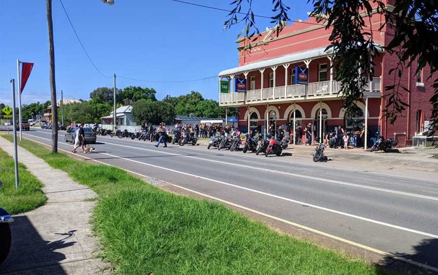 Tattersalls Hotel Greta, Greta, NSW