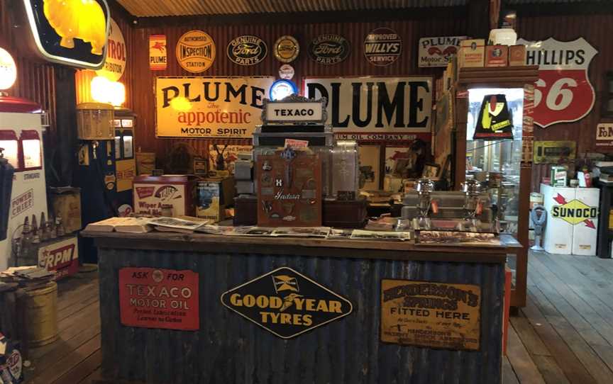 The Barn and Scotty's Garage, Upper Flagstone, QLD