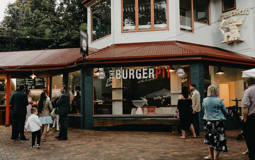 The Burger Pit, Montville, QLD