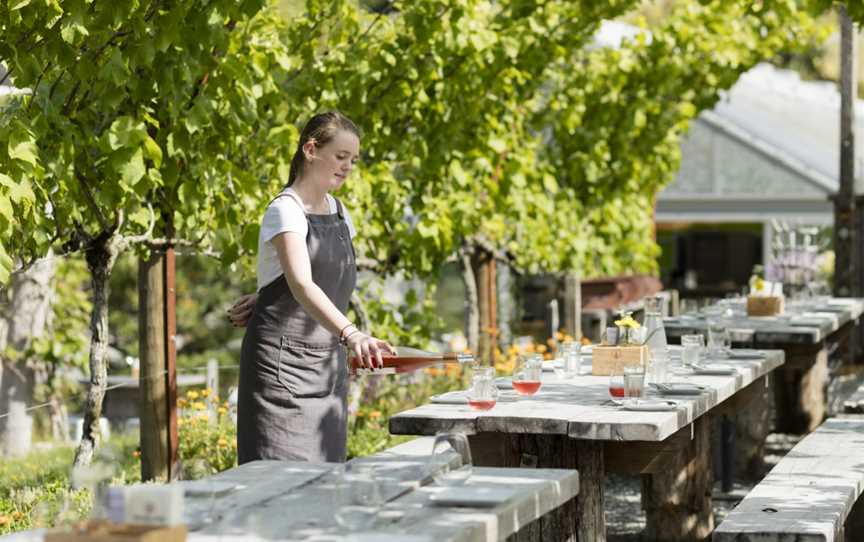 Brick Bay Wines & Sculpture Trail, Snells Beach, New Zealand