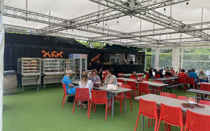 Freddie's Outdoor Kitchen, Matakana, New Zealand