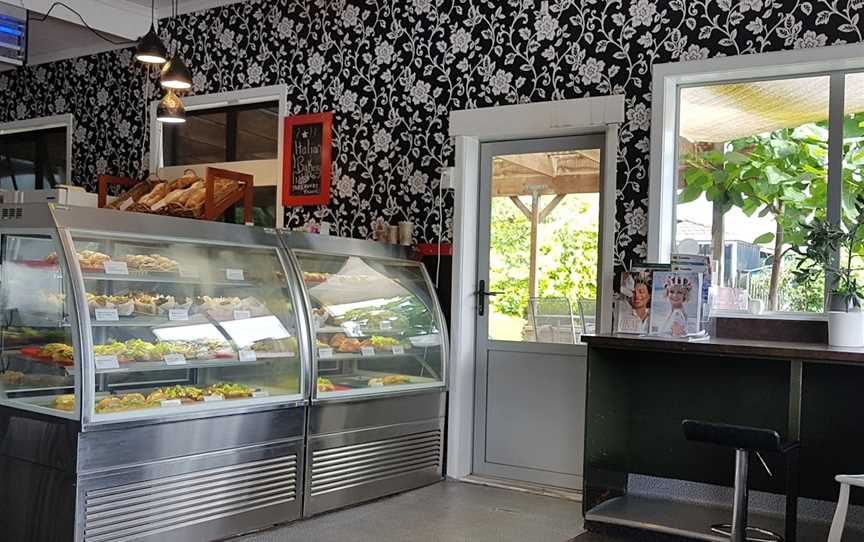 Italian Bakery & Espresso, Patetonga, New Zealand