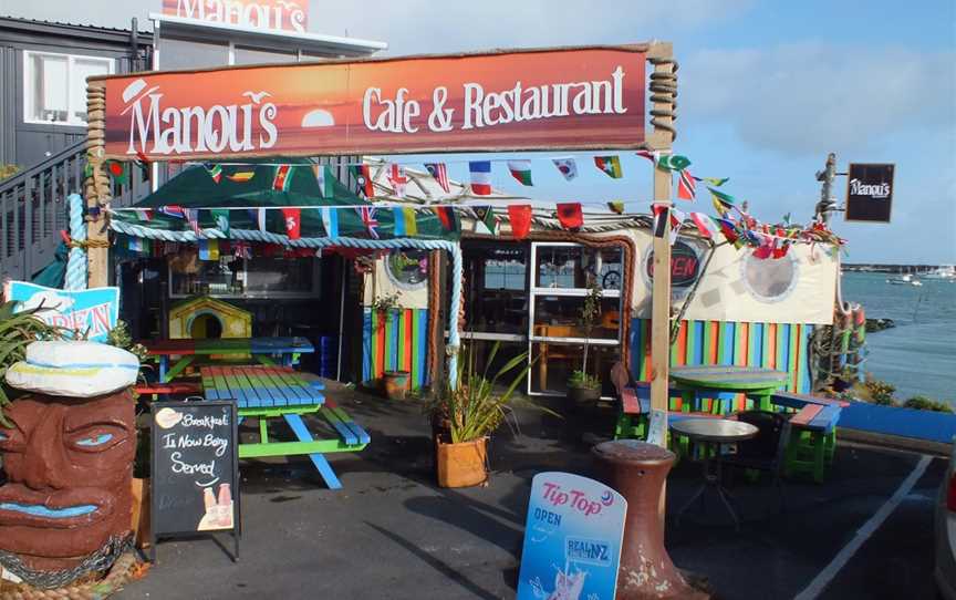 Manou's Waterfront Cafe & Restaurant, Port Taranaki, New Zealand