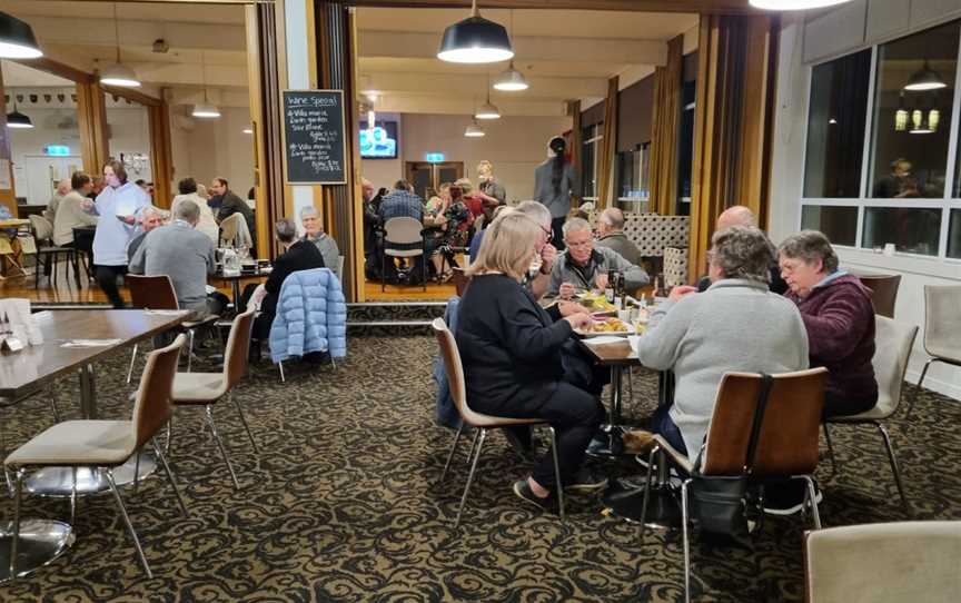 Mosgiel Memorial RSA Club, Spitfire Restaurant and Diggers Tavern, Mosgiel, New Zealand