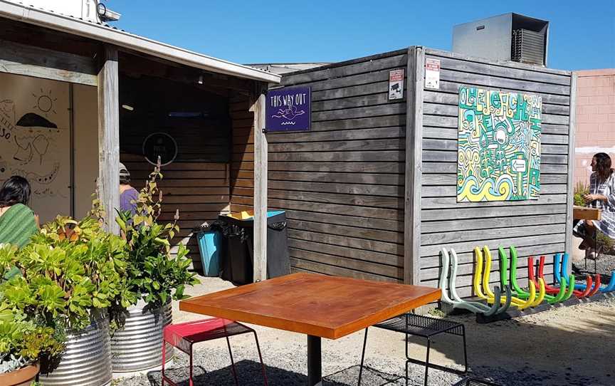 Olde Beach Bakery, Waikanae Beach, New Zealand