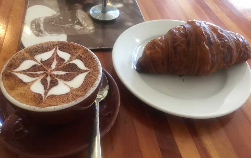 Patisserie Royale, Motueka, New Zealand