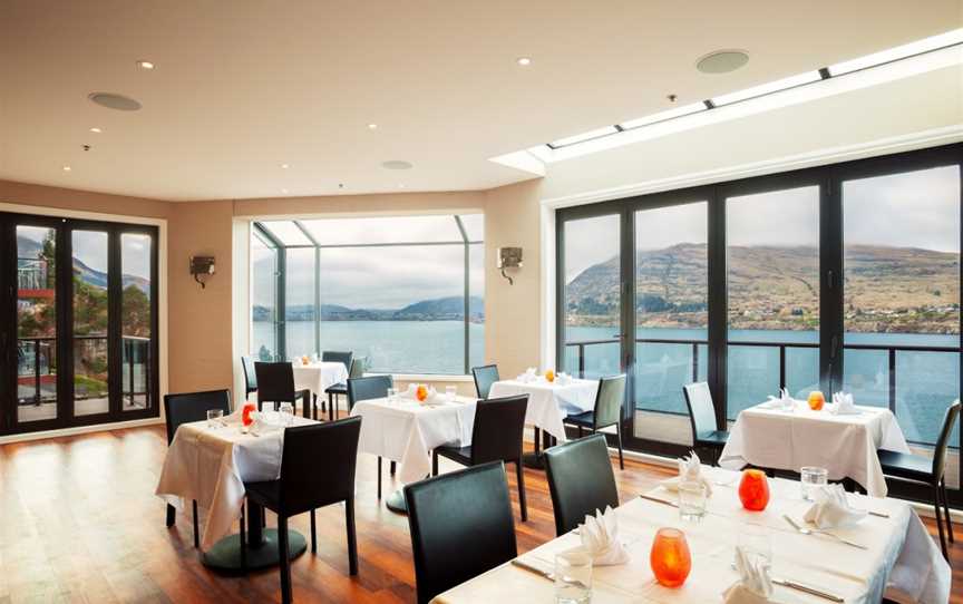 Shores Restaurant & Bar, Queenstown, New Zealand