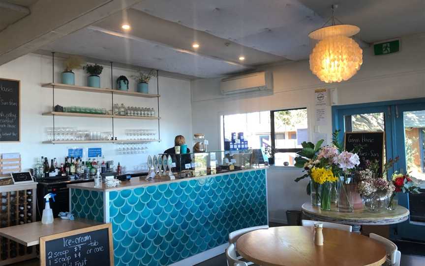 The Beach House and Kiosk, Island Bay, New Zealand