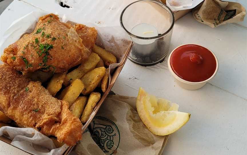 The Green Fish, Surfdale, New Zealand