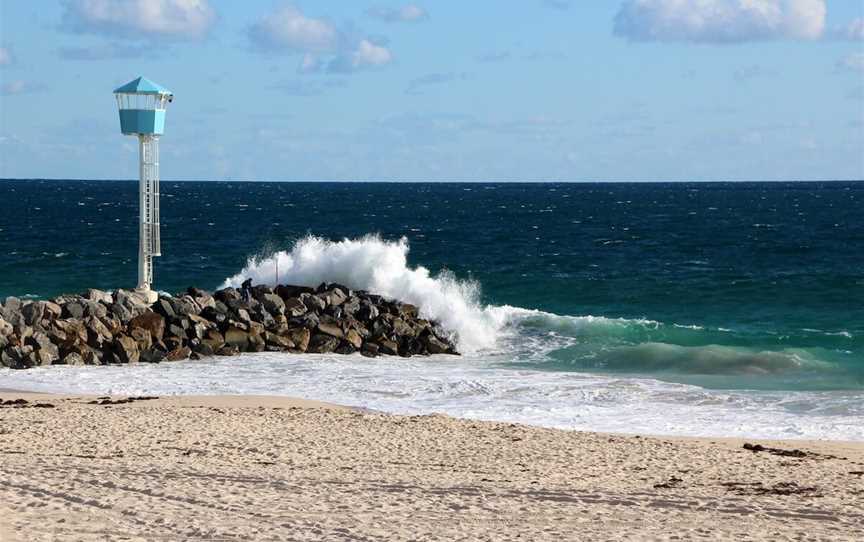 Surfing at City Beach, Attractions in City Beach