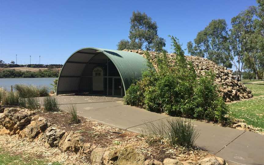 Bertha the Bunyip, Murray Bridge, SA