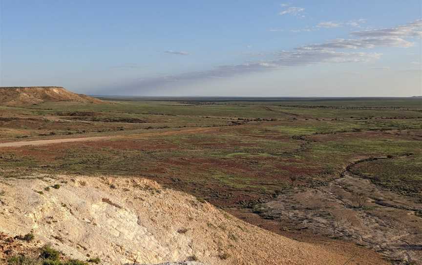 Jump-Up Loop Road drive, Tibooburra, NSW