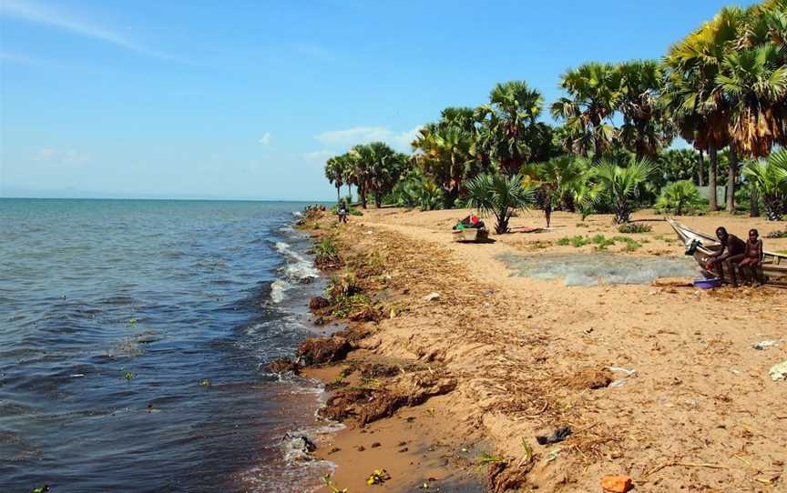 Lake Albert, Nature & Trails in Lake Albert