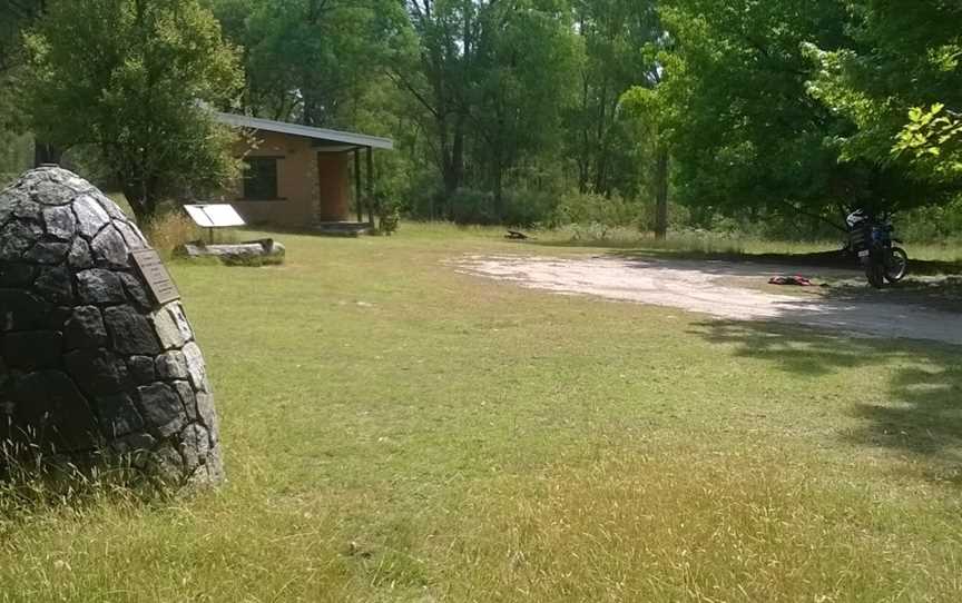 Major Clews Hut Walking Track, Khancoban, NSW