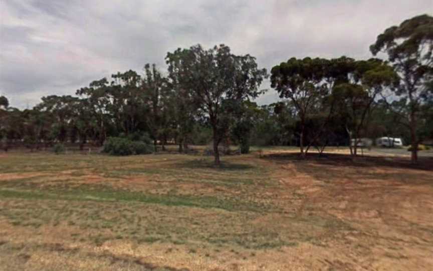 Urana Free Flight Bird Aviary, Urana, NSW