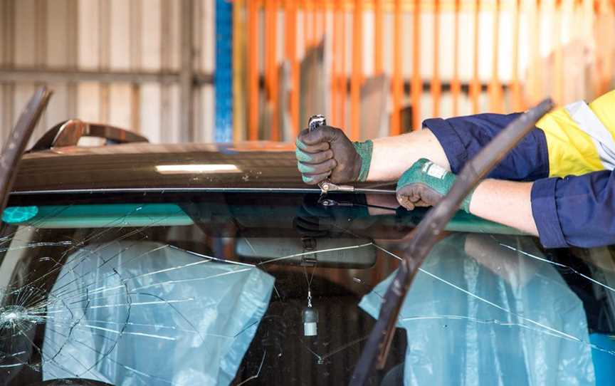 Dean's Autoglass, Business Directory in Gnangara