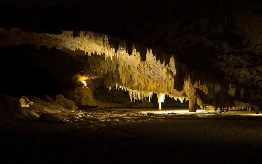 Crystal Cave, Tours in Yanchep