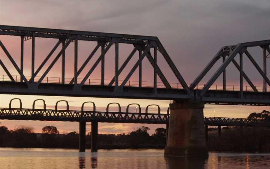 Captain Proud Paddle Boat Cruises, Murray Bridge, SA