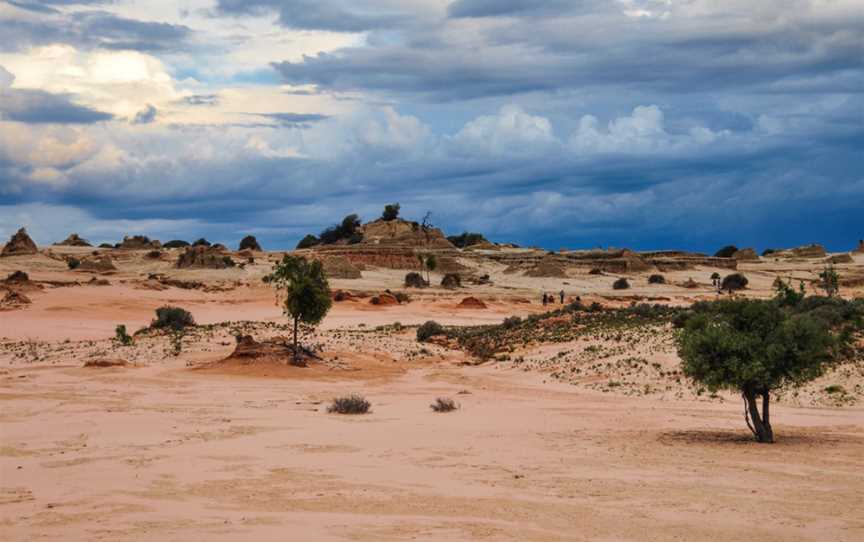 Mungo National Park Tours - Outback Geo Adventures, Balranald, NSW