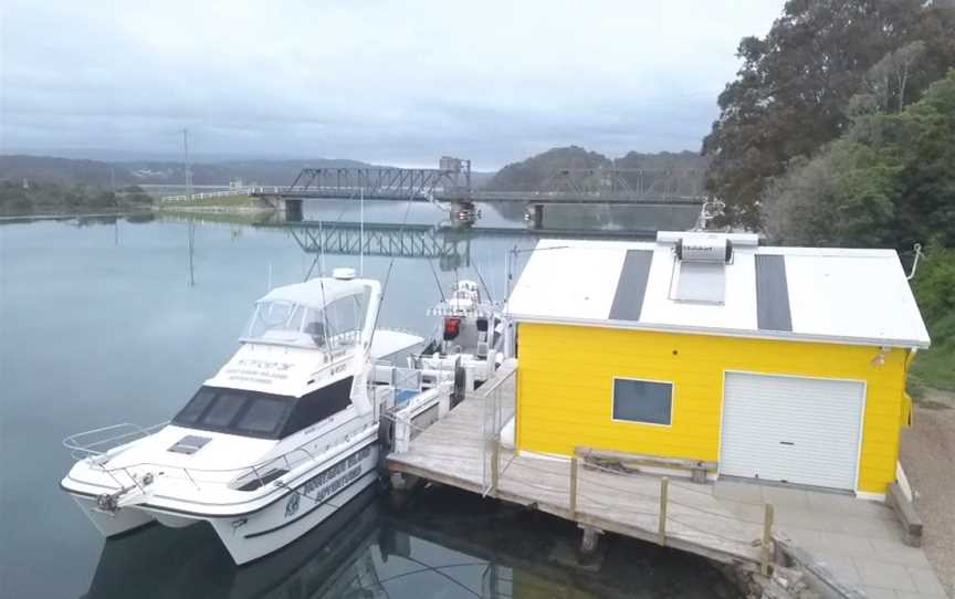 Montague Island Adventures & Charter Fish Narooma, Narooma, NSW