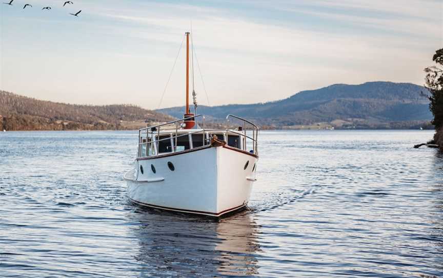 Huon River Cruises, Castle Forbes Bay, TAS