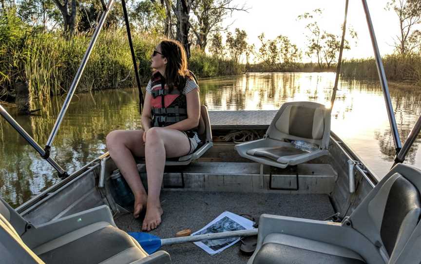 Canoe the Riverland - Dinghy Cruises, Renmark, SA