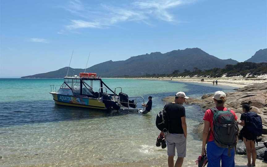 Freycinet Walking Tour, Coles Bay, TAS