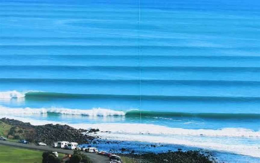 Manu Bay Wave Surf ? ?, Ruapuke, New Zealand