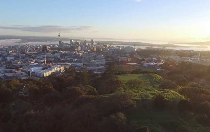 Tour Bro., Point Chevalier, New Zealand