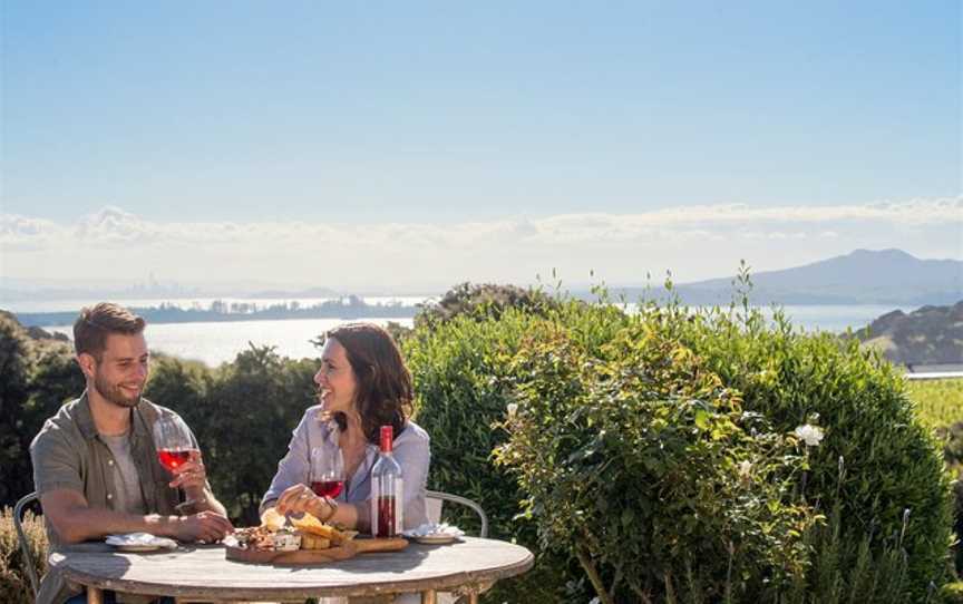 Waiheke Classic Tours, Waiheke Island, New Zealand