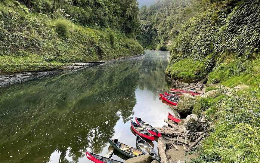 Taumarunui Canoe Hire and Jet Boat Tours, Taumarunui, New Zealand