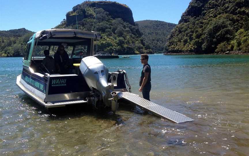 Whangaroa Harbour Water Transport, Whangaroa, New Zealand