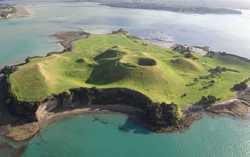 Browns Island Motukorea Sea Kayak Tour, Tours in Auckland