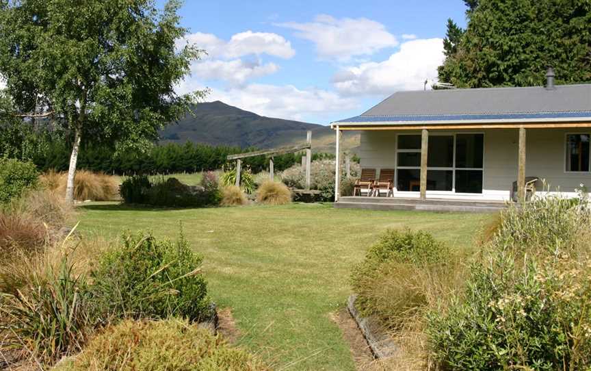 Benlea - Sheep & Cattle Farm Tours & Benlea Cottage, Tours in Windwhistle