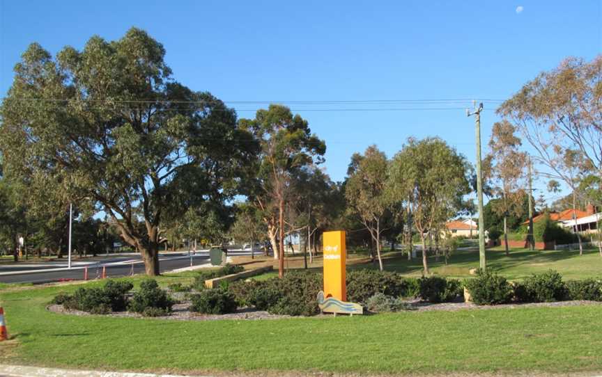 Cockburn welcome - Coolbellup Stock Rd 2.jpg