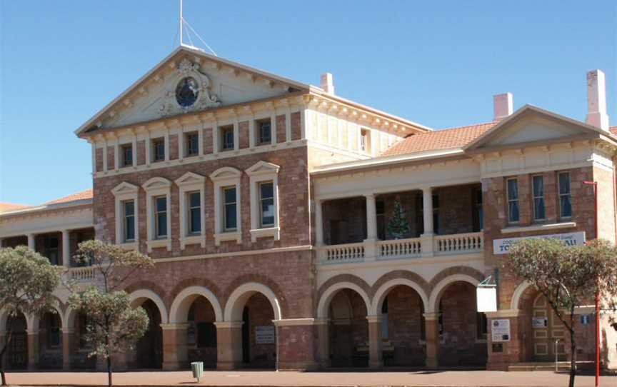 Coolgardie Town Hall.jpg