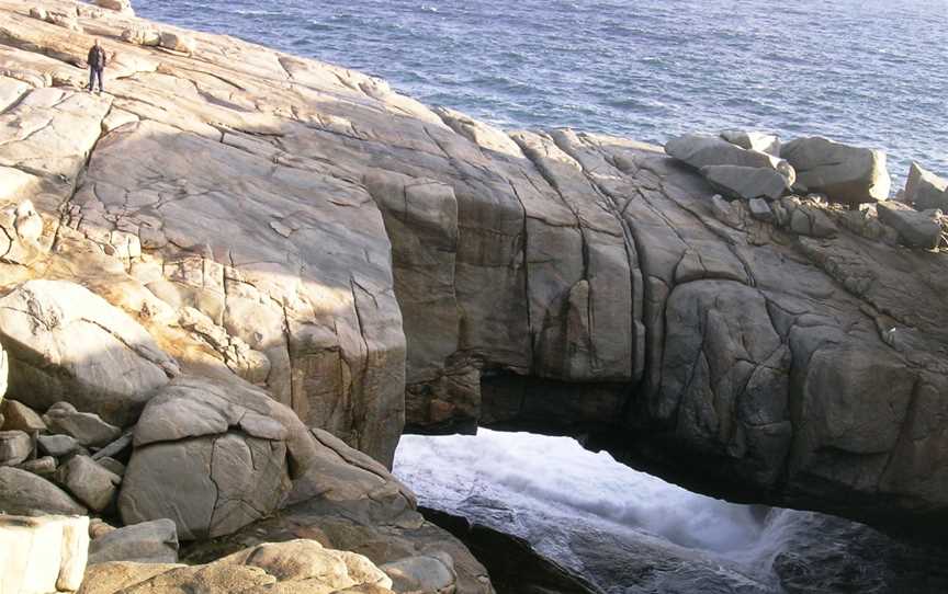 Albany Natural Bridgehumanfiguretoscale CWestern Australia