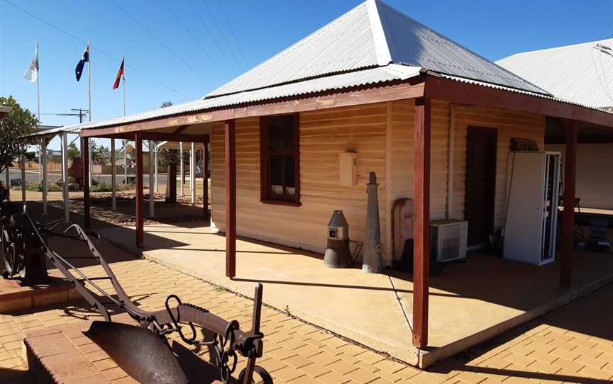 Upper Gascoyne Road Board Office CJuly202004