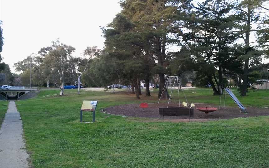 Weetangera Public school site1 2014-09-12.jpg