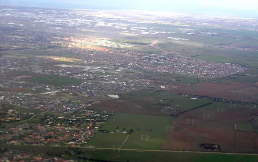 Caroline Springs Vic aerial2.jpg