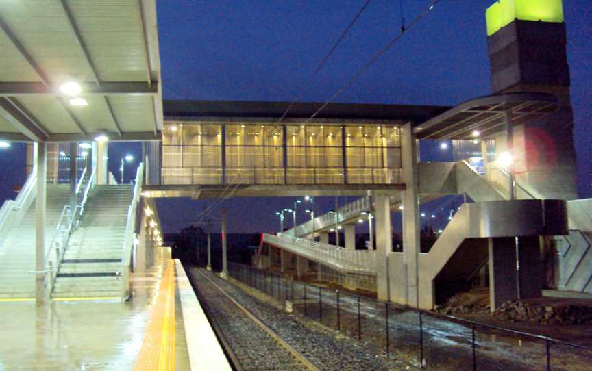 Roxburgh Park Rail Station3