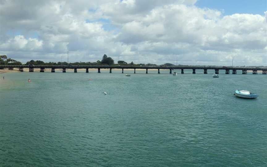 Barwon Heads bridge Stevage.jpg