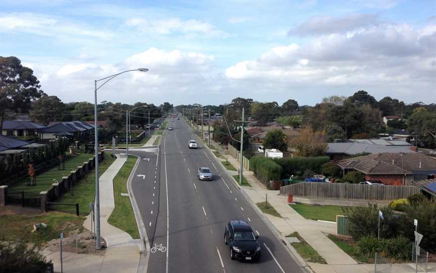 Baxter-Tooradin Road from Peninsula Link Bridge.jpg